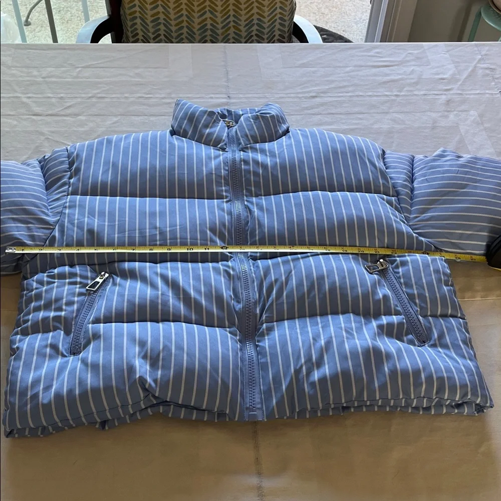 SHEIN Jacket Fashionable Striped Light Blue And White Fabric. Size Large - Picture 7 of 7